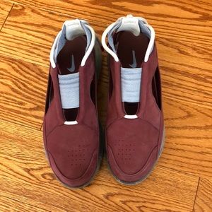 Nike Airmax 720 women’s size 9